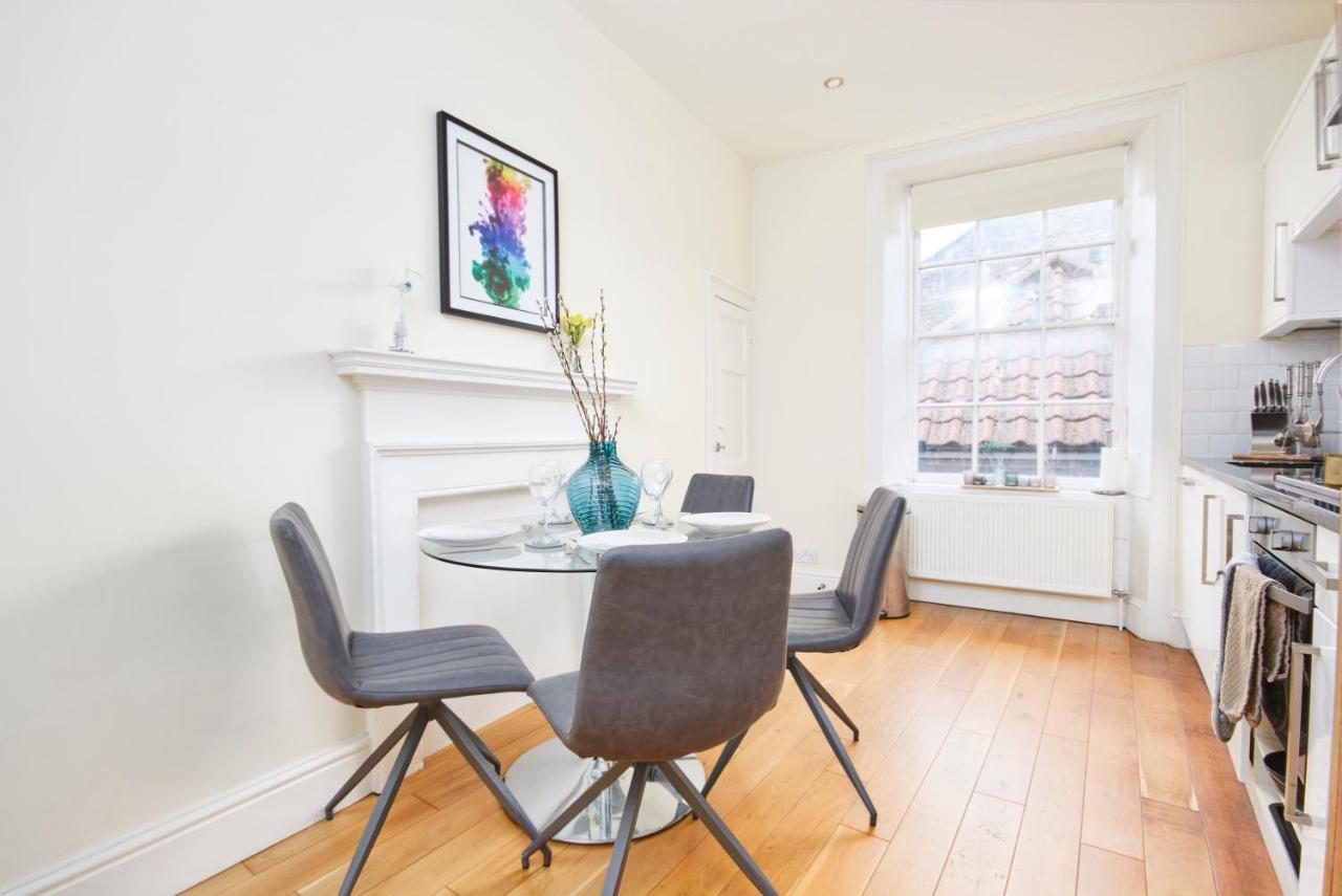 The Stunning Duplex Gem In The Heart Of Bath Leilighet Eksteriør bilde